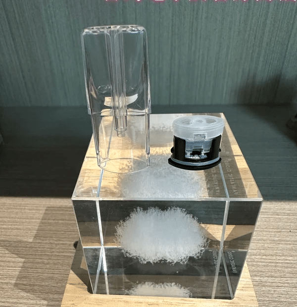 LANA黑底發光空倉 2.5ml  通用悅刻relx一代主機