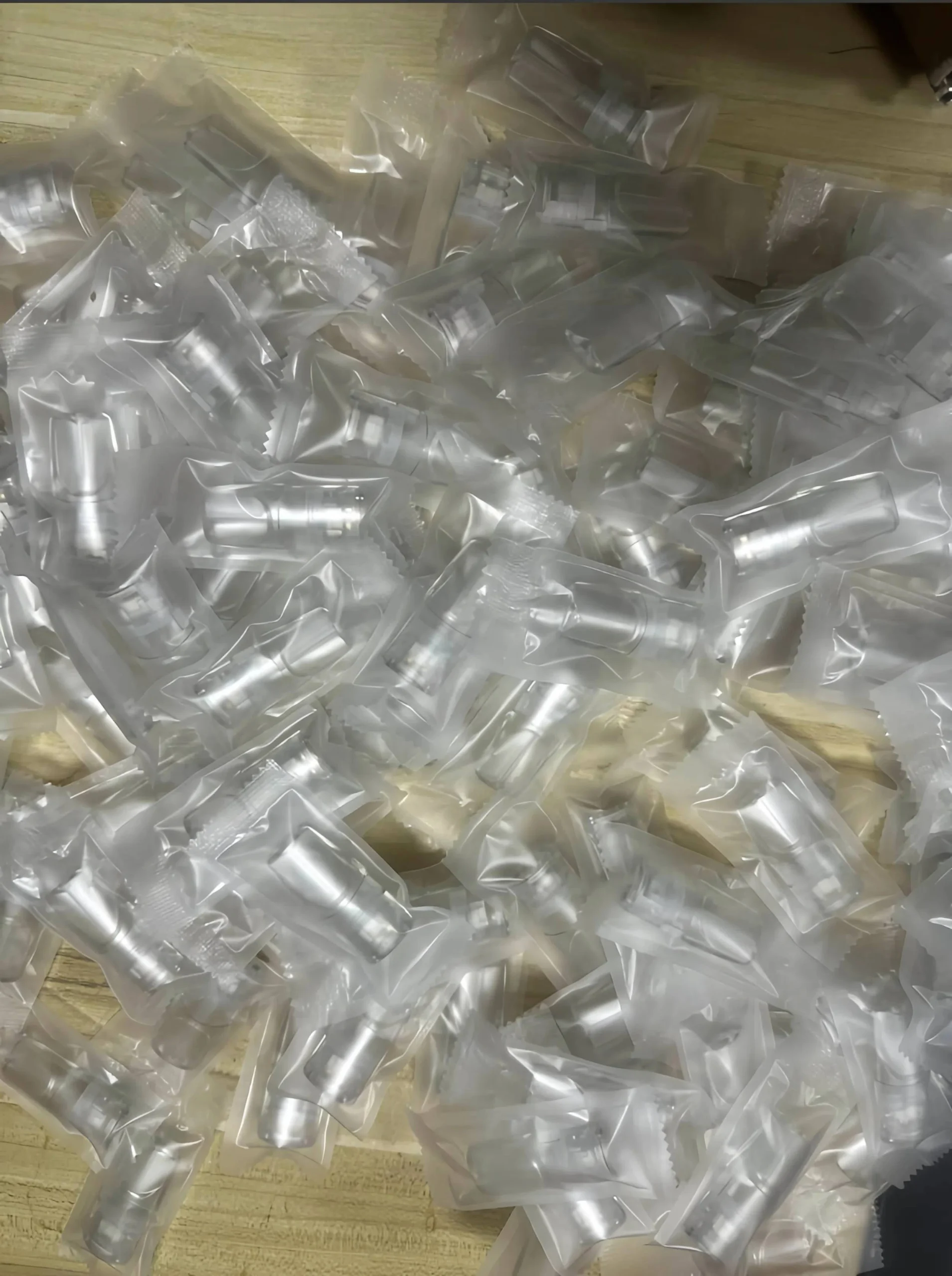 TUTX SP2S 發光空倉 實體照片
